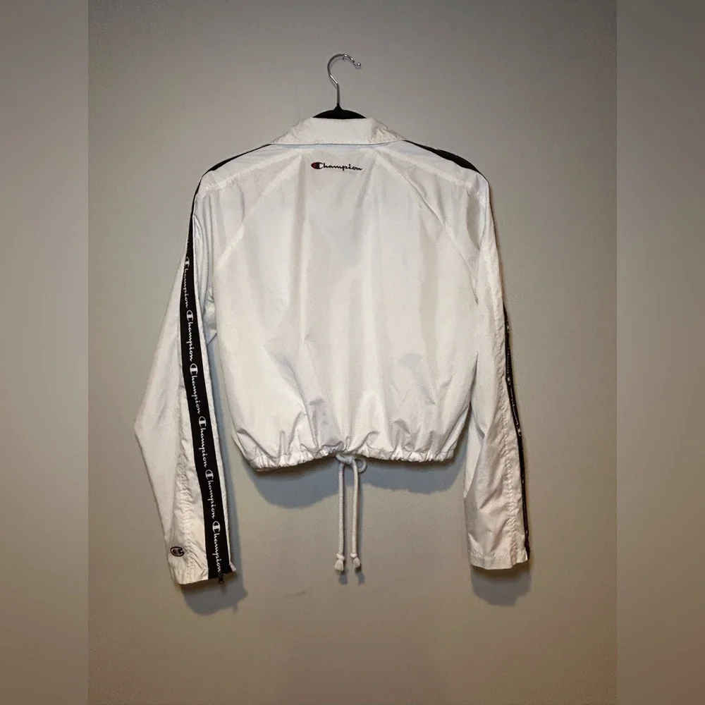 Champion White Windbreaker Jacket Small Womenโs Logo Tape Cropped - Picture 8 of 13